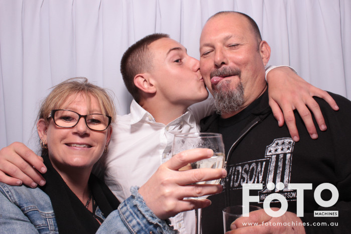 Billy's 21st | View more photos from the event at gallery.fotomachines.com.au/u/FOTOMachines/Billys-21st